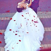 Please answer? What do you think of these weding poses 😊? - 2