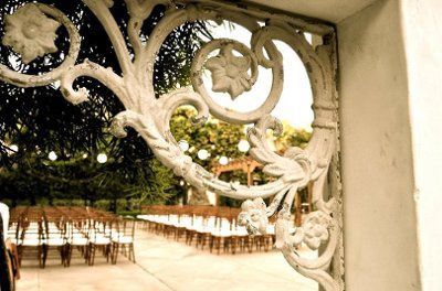 Save The Date help?!?!?