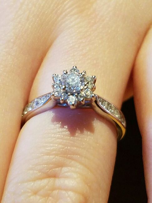 let's see your engagement ring!!