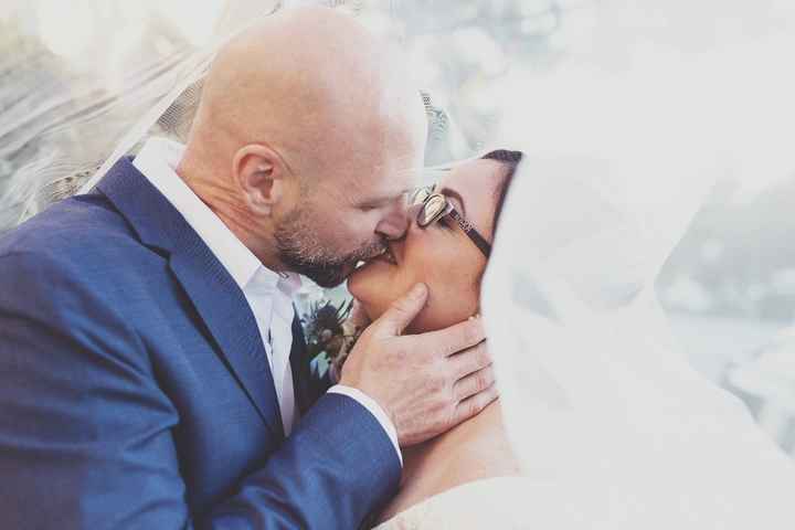 I had to have a veil just to get these pics