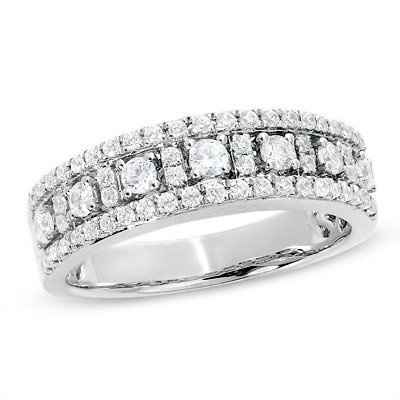 Show off your ring!