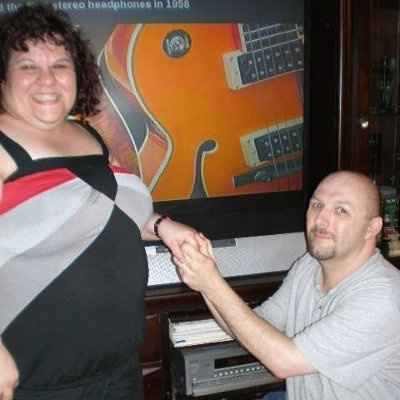 so how did he propose? heres mine :)
