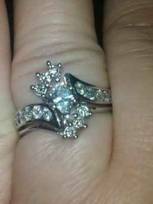 WR-New Brides to be (or 'old' if you like) Let us see your RINGS!