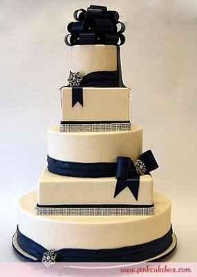 Show me 3 pics of your favorite wedding items!