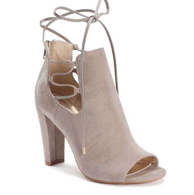 Show me your wedding shoes!!!