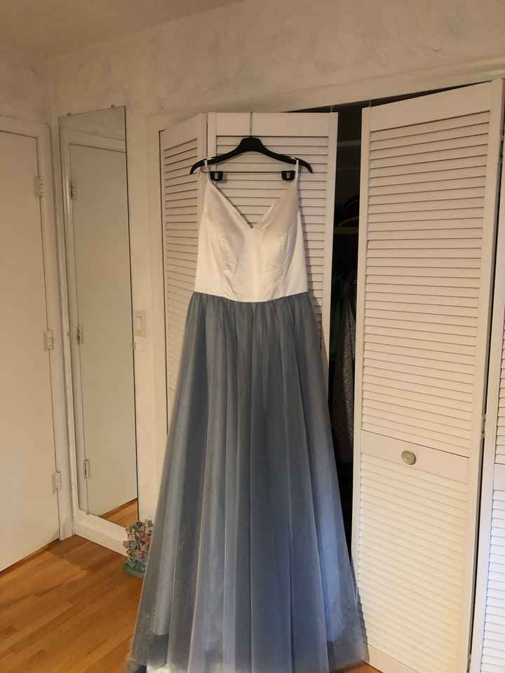 a dress not like the others... - 1