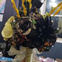July/Summer Weddings: What Flowers Are In Your Bouquets? 💐 - 1