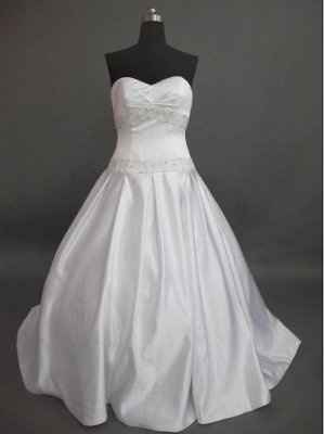 Has anyone bought a replica wedding dress online? From DHGate.com?
