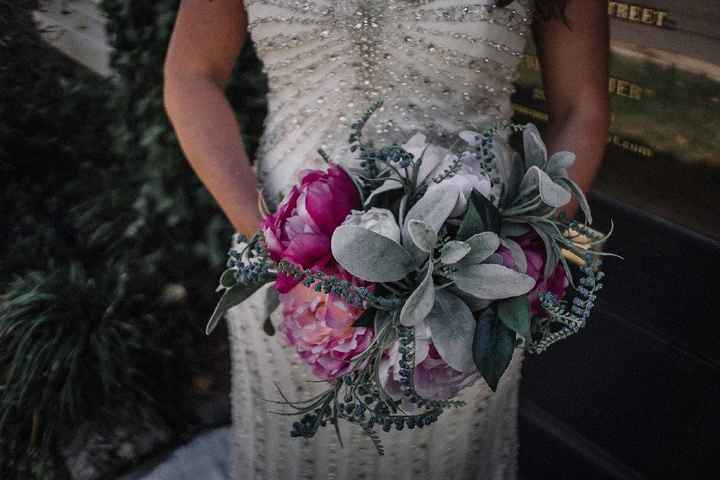 Let’s see everyone’s bridal bouquets! - 1