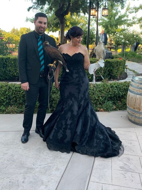 What's your favorite part of your wedding dress? 😍 6