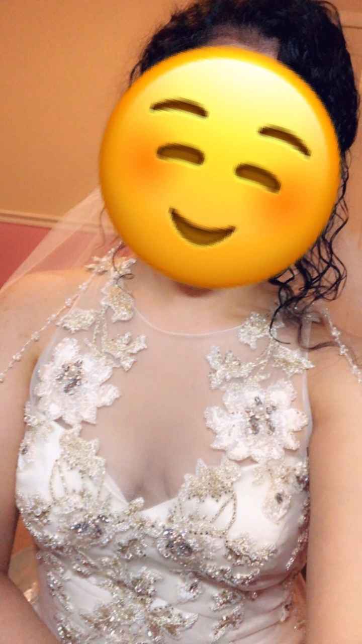 Anyone wearing minimal jewelry? - 1