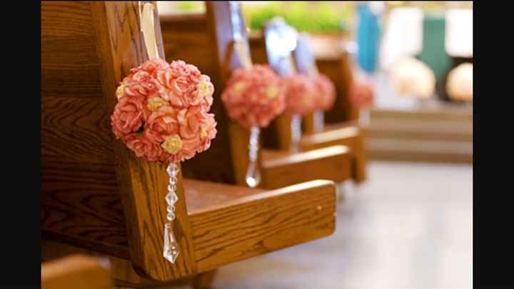 Aisle decor/pew decor