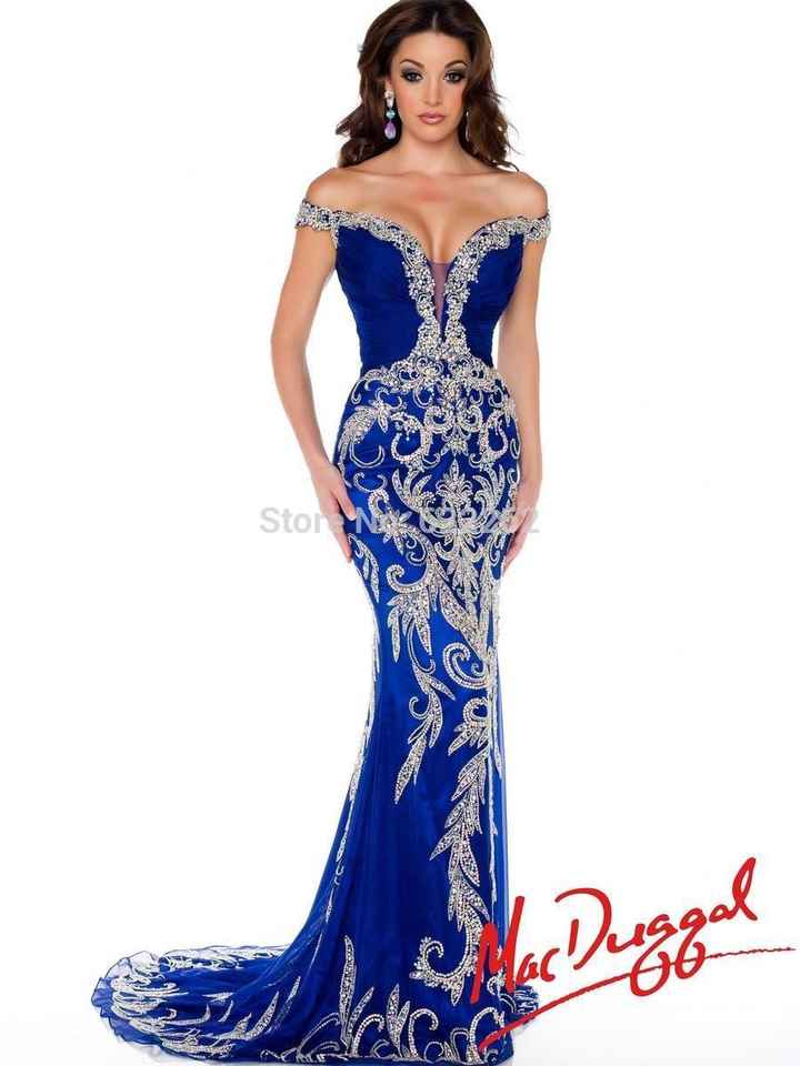 MOG wants to wear 2 different dresses??