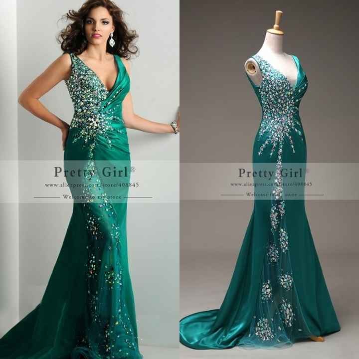 MOG wants to wear 2 different dresses??