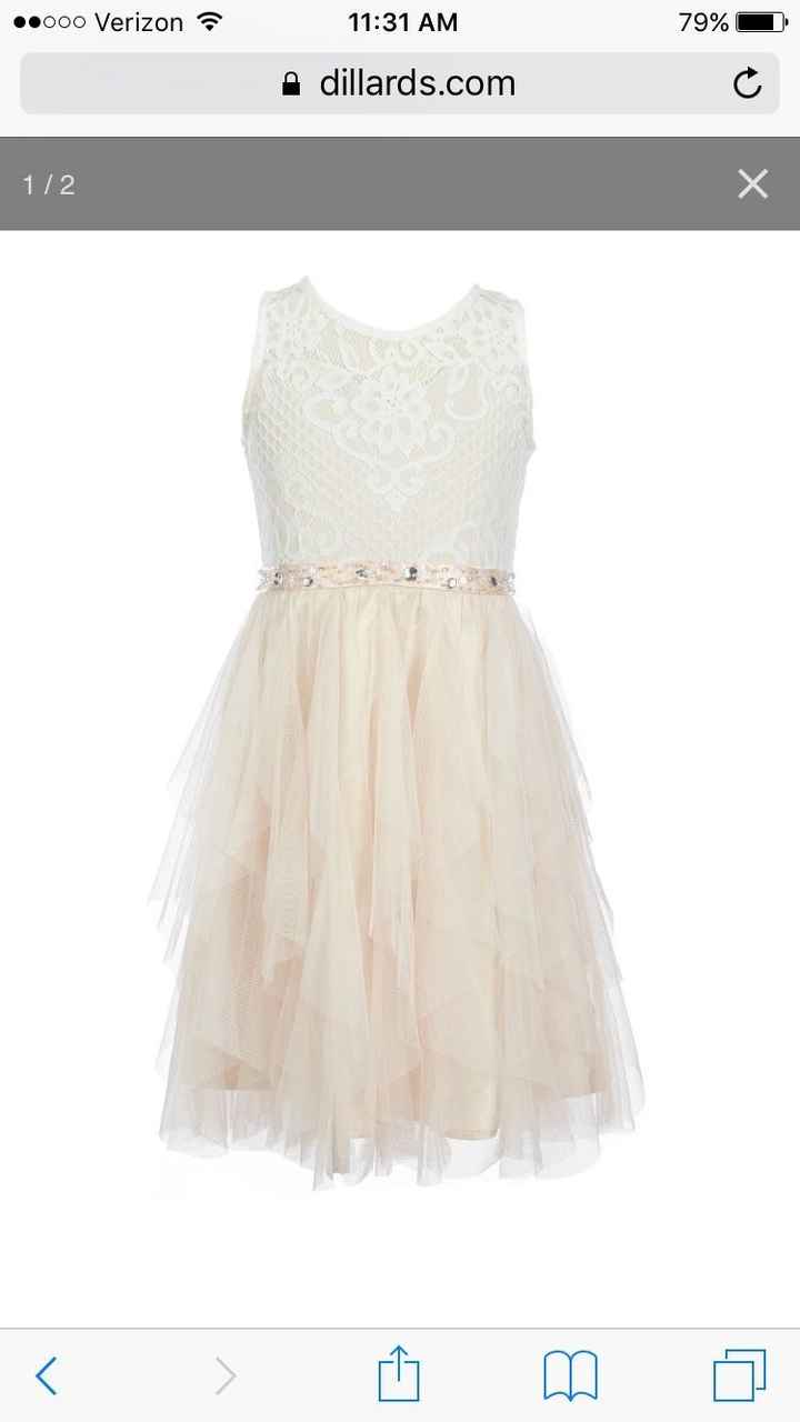 Coordinating flower girl dresses.