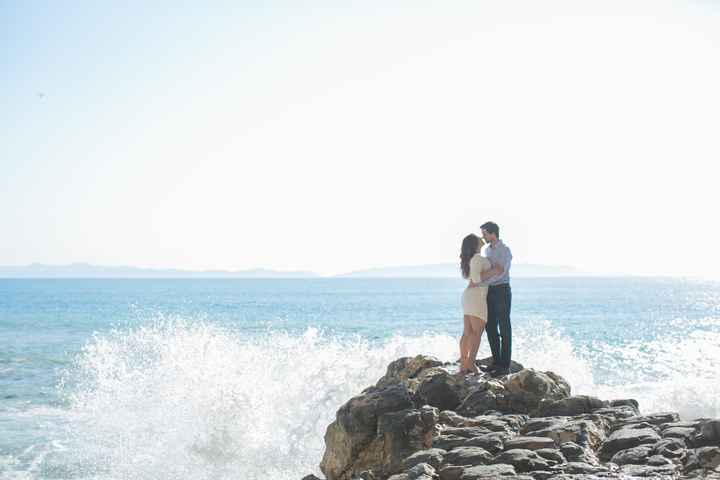 My photographer is killing me slowly! *E-Pic Update*