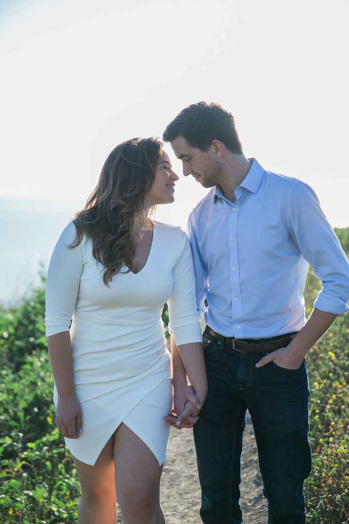 My photographer is killing me slowly! *E-Pic Update*