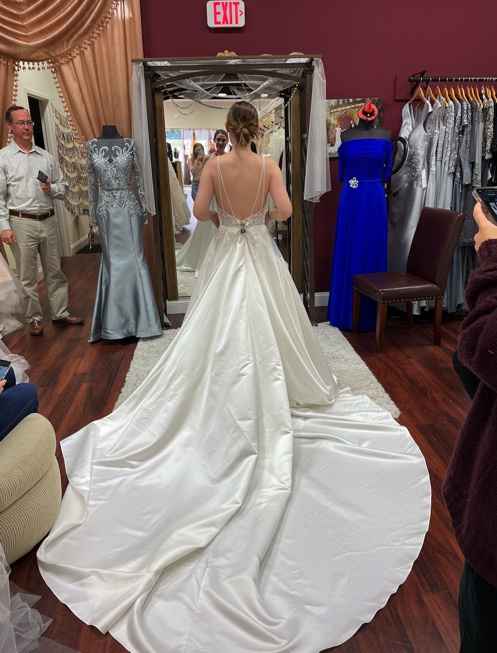 October 2022 brides! Let’s see your dress 👰🏽‍♀️ - 1
