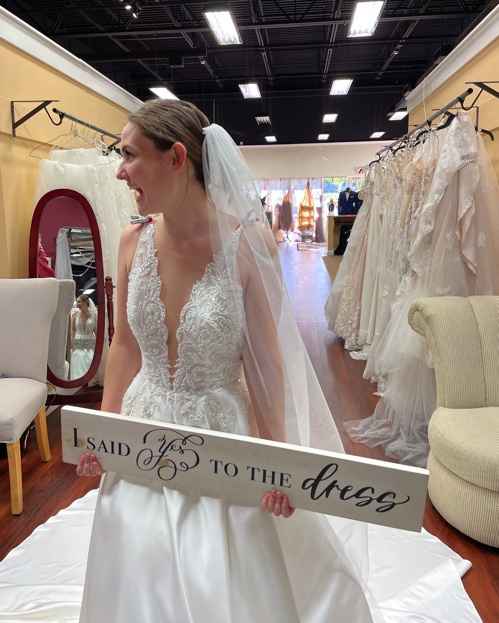 October 2022 brides! Let’s see your dress 👰🏽‍♀️ - 2
