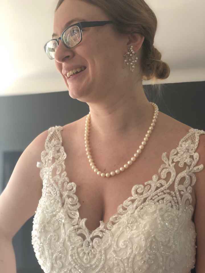Types of jewellery for this dress? - 1