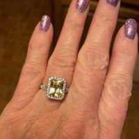 Brides of 2022! Show us your ring! - 1