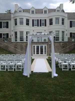 What does your ceremony seating look like?
