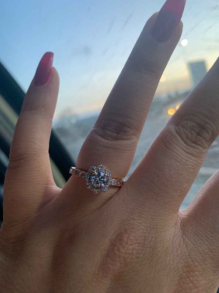 🗣 Rose Gold Rings - 1