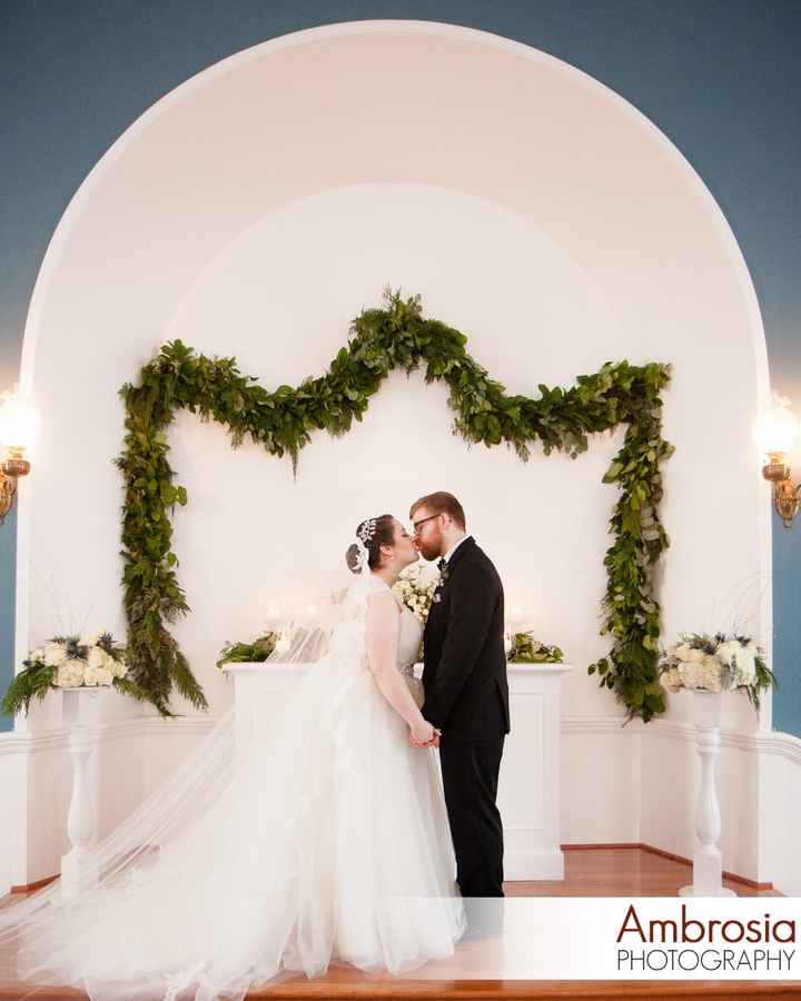 Calling Christmas brides and/or Christmas lovers!