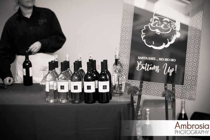 Calling Christmas brides and/or Christmas lovers!