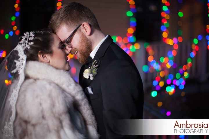 Calling Christmas brides and/or Christmas lovers!