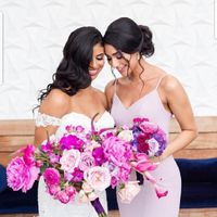 Colors that compliments a champagne wedding dress - 1
