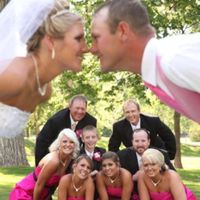 Give your favorite wedding photography poses