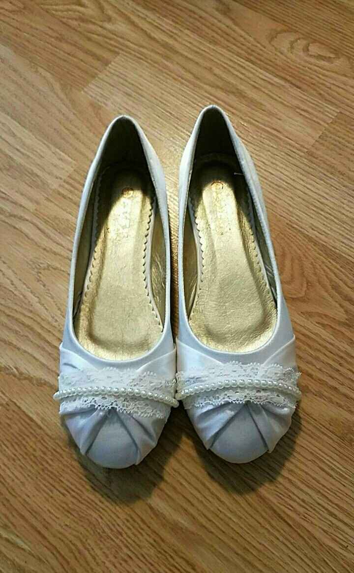 Brides with big feet!