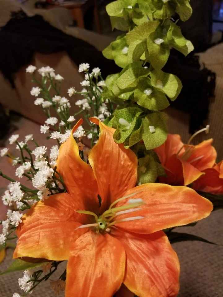 October brides - what kind of flowers are you using? - 1