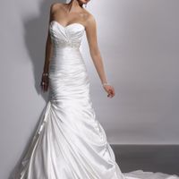 Show us your wedding dress