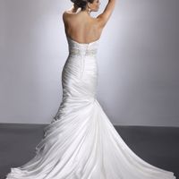 Show us your wedding dress