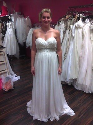 Final fitting gone wrong! I got a new dress!! PIC!