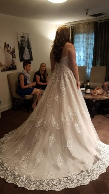 Finally get to post my "yes to the dress"!!