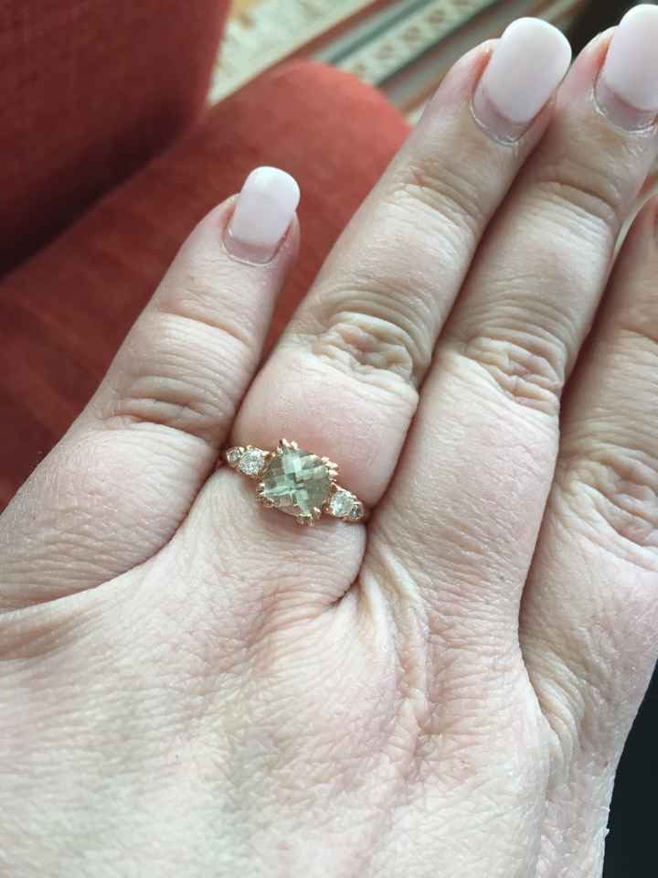 What shape is your engagement ring? 💍 - 1