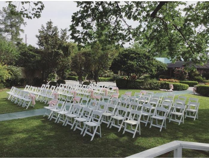 Outdoor wedding ceremony in the summer in Houston, Texas 2