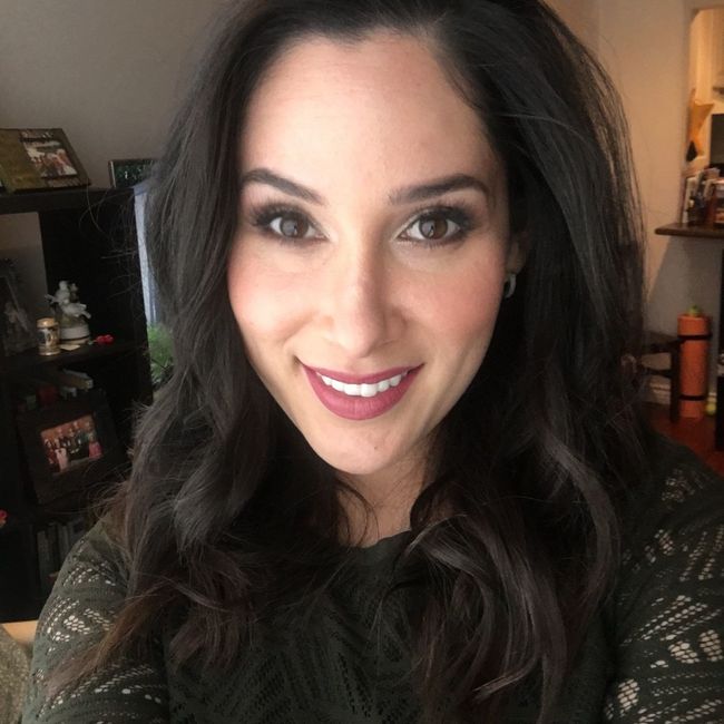 Make up trial!! What lip color looks best??
