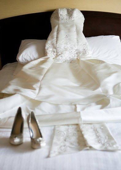 planning a hollywood theme wedding, help please?