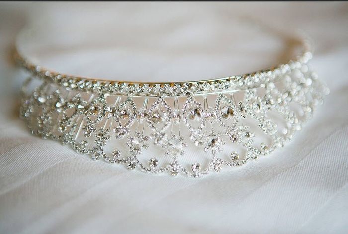 planning a hollywood theme wedding, help please?