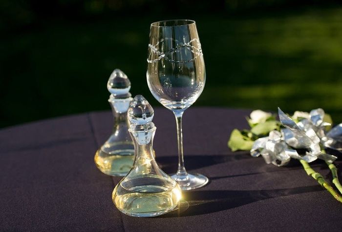 planning a hollywood theme wedding, help please?