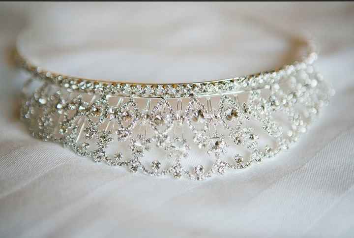 planning a hollywood theme wedding, help please?