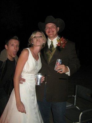 Post Those Wedding Pics You Didn't Want People To See!  : ) BUMPED for New Brides