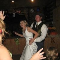 Post Those Wedding Pics You Didn't Want People To See!  : ) BUMPED for New Brides