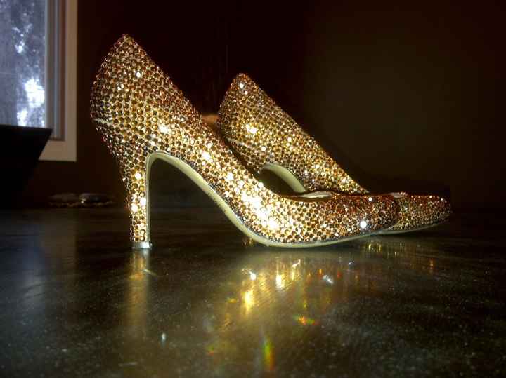 DIY bling shoes