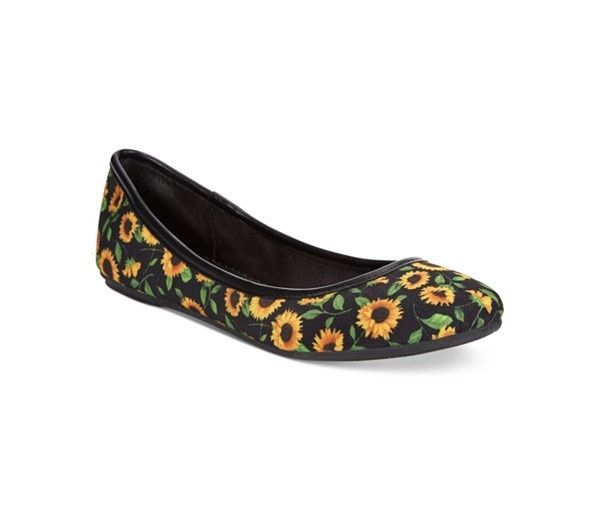 Anyone wearing flats?
