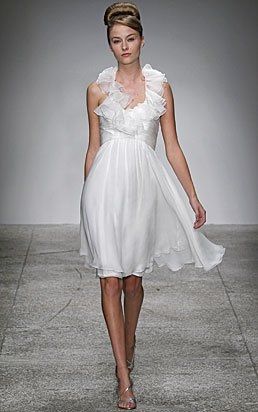Intimate Maui Four Seasons Wedding - I'm STUCK on the dress...